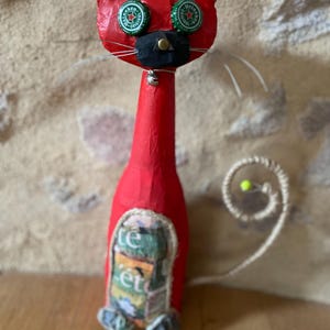 Chat carton papier mâché