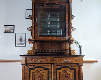 A hunting sideboard, an unusual 20th century display cabinet.