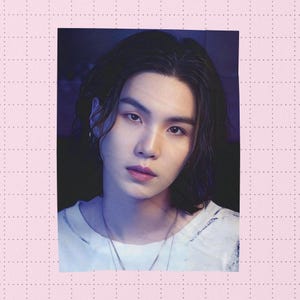 Suga Yoongi Blanket – Custom BTS Kpop Blanket, Personalized Photo Throw, Kpop Fan Gift, Cozy Plush Bedding for ARMYs