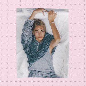 Taehyung V BTS Custom Kpop Blanket, Personalized Velveteen Plush Throw, BTS Merch, Custom Photo Blanket, Kpop Fan Gift