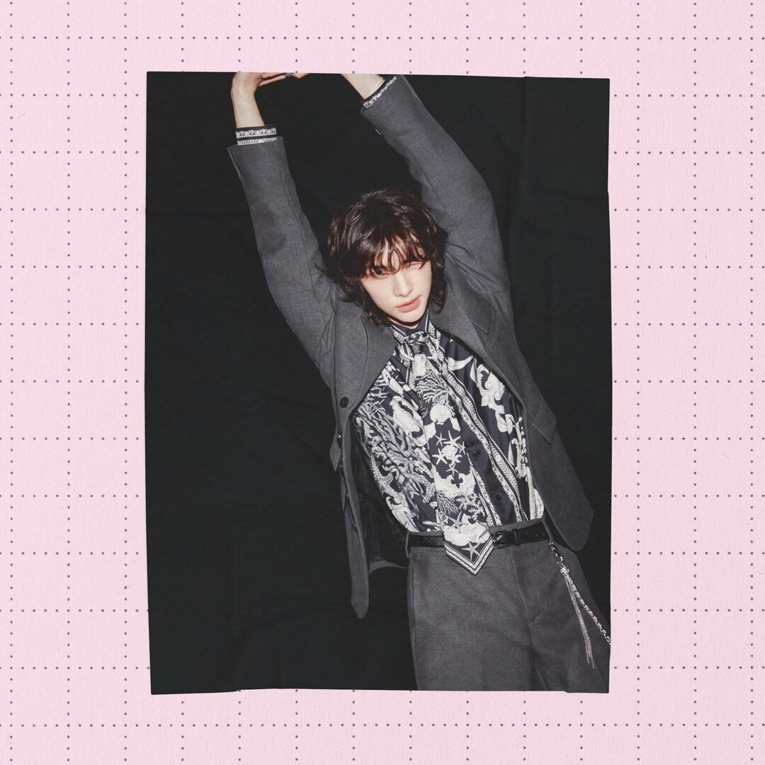 Hyunjin DO-IT Album Blanket, STAY Fan Gift Blanket main image 1