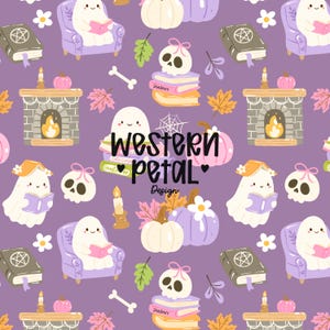 Könnte beinhalten: Ein sich wiederholendes Muster auf lila Hintergrund mit Geistern, Kürbissen, Totenköpfen, Büchern und Kaminen. Der Text "Western Petal Design" ist ebenfalls vorhanden. Das Design hat ein Halloween- oder Herbstthema.