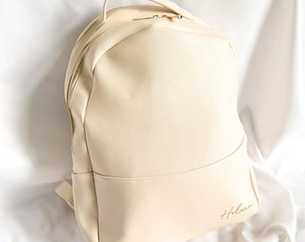 Luxe Rugzak Met Naam - Weekend Bag -  Leather Look Bag - Travel Bag With Name - Tas Met Initialen - Handbagage Tas - Tassen Voor Dames