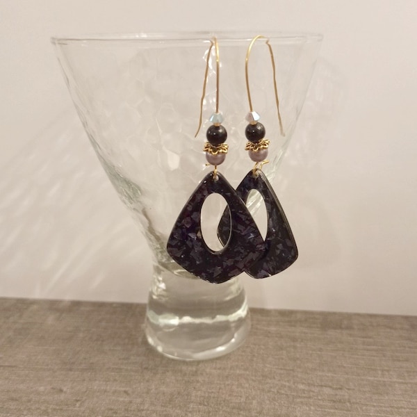 Boucles d'oreilles pendantes parme noir pailletés acétate  - boucles d'oreilles mariage - cadeau femme - cadeau pour elle - boucles colorées