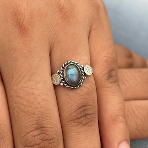 Labradorite Ring, 925 Silver Ring, Natural Labradorite, Handmade Ring, Gemstone Ring, Labradorite Jewelry, Boho Ring, Beautiful Ring