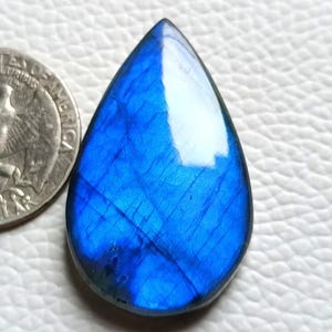 High Quality Blue Flashy Labradorite, Gemstone Wholesale Price, Labradorite Hand Polished, Labradorite Cabochon Size (37X22X7MM)&gt;&gt;(50) Carat