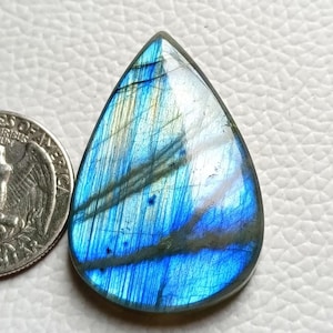 High Quality Blue Flashy Labradorite, Gemstone Wholesale Price, Labradorite Hand Polished, Labradorite Cabochon Loose Size 39X26X7MM