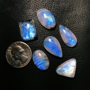 6pcs. New Rainbow moonstone Lot gemstone Top Quality Hand Polished Cabochon Rainbow moonstone Loose semi precious Jewelry gemstone (99Cts.)