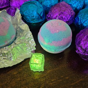 Flashing Light Bath Bomb Sensory Toys Vegan Bath Bomb Perfect Gift for Kids image 3