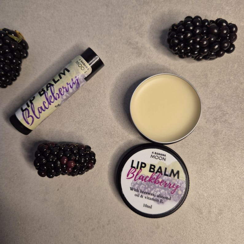 Beeswax Lip Balm, Shea Butter, Cocoa Butter Lip Balm, Natural Lip Balm, Flavoured Lip Balm, Organic Chapstick, Dry Lips, Chapped Lips Blackberry