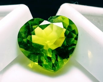 Precious 8 Ct Extremely Rare Natural Peridot Stone Excellent Green Peridot Heart Cut CERTIFIED High Quality | Free Standard Delivery |