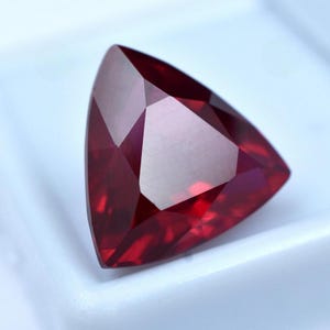 7 Ct natural Ruby Mozambique Loose stone Ruby gift Stone High Quality trillion Shape burma pigeon blood red ruby Jewelry Making stone & Ring