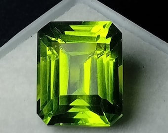 Precious 9 Ct Extremely Rare Natural Peridot Stone Excellent Green Peridot Emerald Cut CERTIFIED High Quality | Free Standard Delivery |