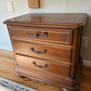 National Mt. Airy Vintage Side Table/End Table/Night Stand
