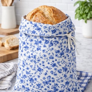 Keep Bread Fresh Naturally – Handmade Beeswax Bread Bag