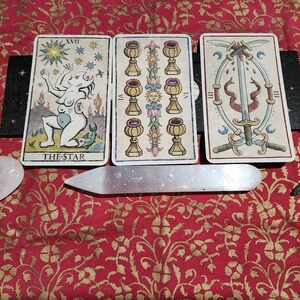 Video: Three Card Open Tarot Reading