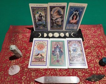 Lectura de seis cartas del tarot.