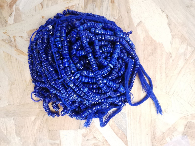 Perles heishi de Lapis Lazuli en brin image 2