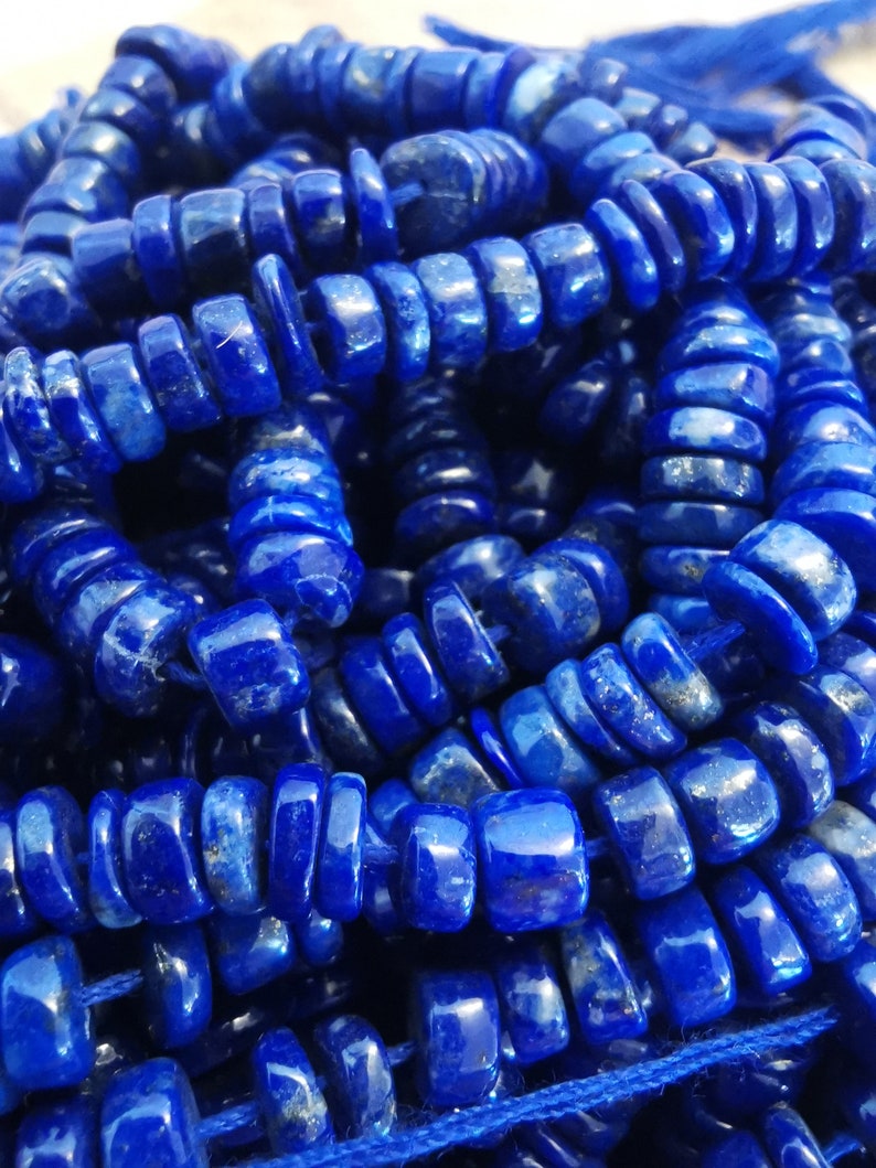 Perles heishi de Lapis Lazuli en brin Uni