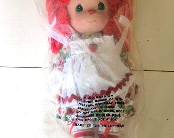 Precious Moments "You're Berry Special" 12-calowa winylowa lalka z czerwonymi włosami NIB Linda Rick