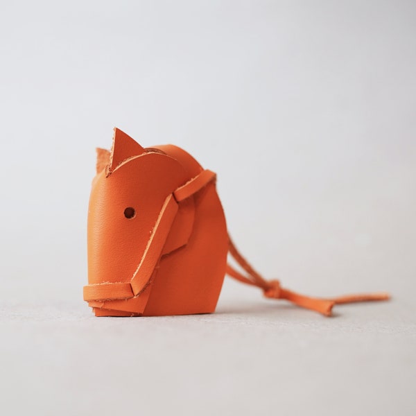 Porte-clés tête de cheval en cuir authentique, fait à la main, breloque pour sac Origami, accessoires de décoration