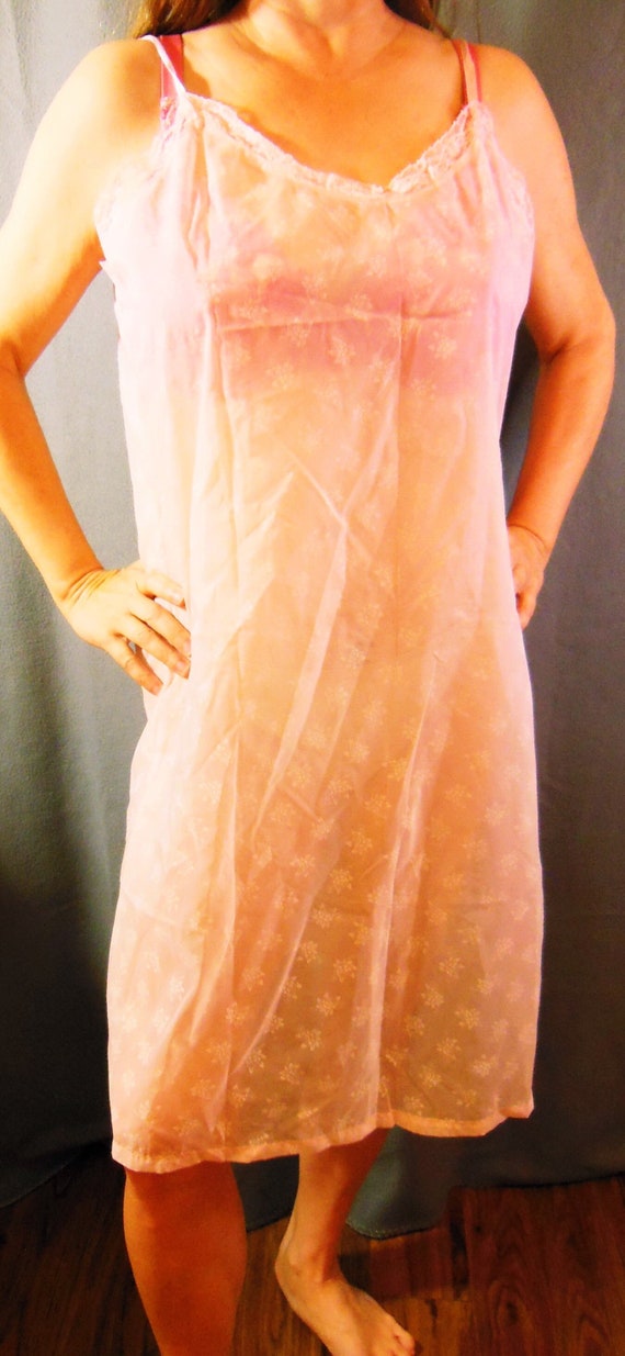 Handmade Sheer Elegant Gorgeous Pink Light Weight… - image 1