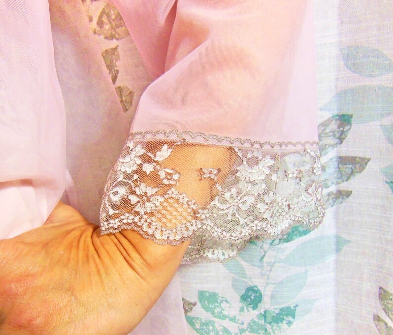 Dreamy!!! Deena Elegant Pink Sheer Lacy Chiffon Short Peignoir Robe M L ...