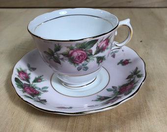Colclough fine china teacup and saucer with rose motif chased in gold
