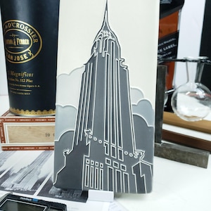Le joyau de la couronne - Tuile artistique Chrysler Building.