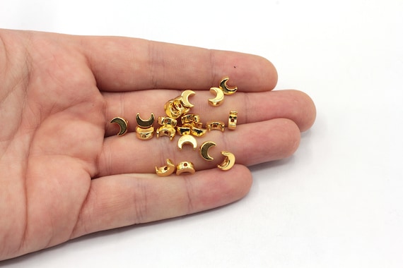 5x7mm Gold Plated Mini Moon Beads, Gold Moon Beads, Bracelet Connector,  Tiny Moon Connector, Bracelet Beads, Gold Plated Findings, GL1056