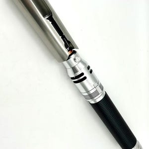 Cal Kestis - Jedi Survivor - Neopixel Crystal Chamber Lightsaber - Proffie Board