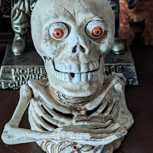Cast Iron Money Bank Skull - Mechanical Bank Skeleton Cast Iron Money Bank Skull - Mechanical Bank Skeleton