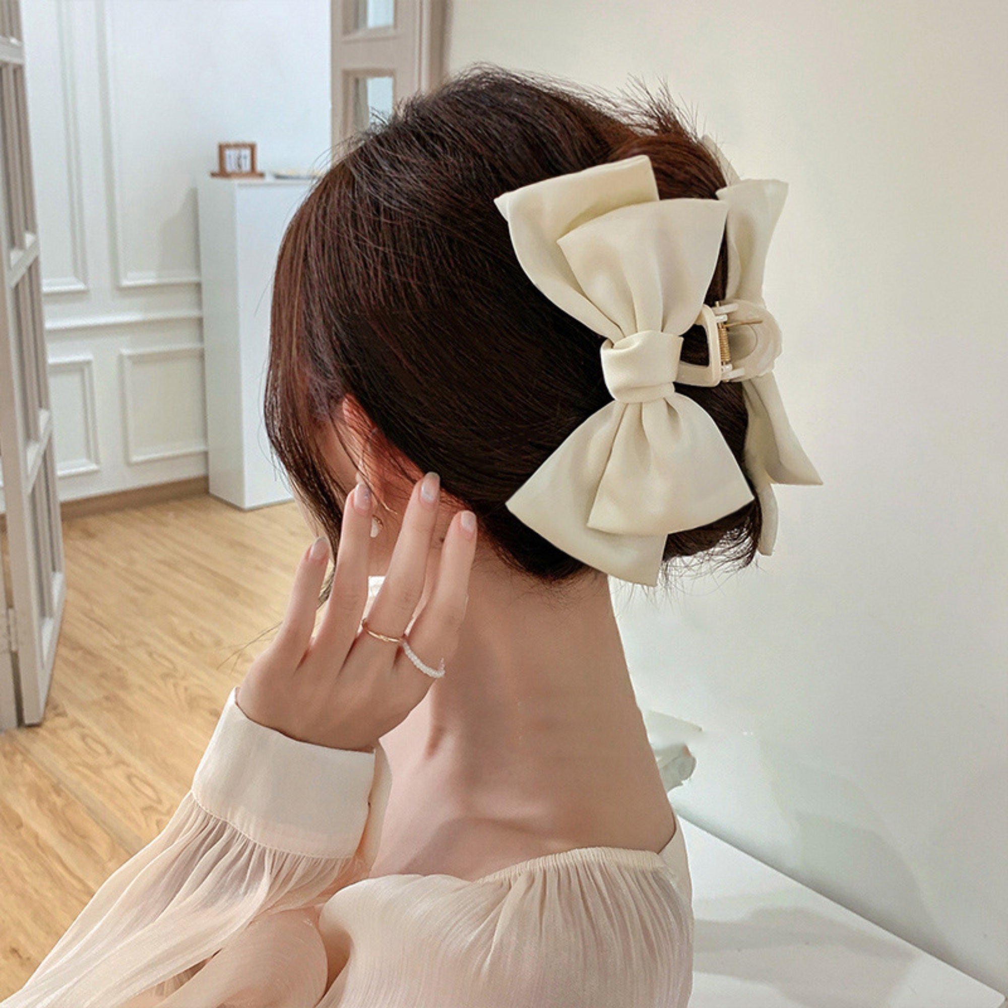 CoverYourHair Red Hair Bow Boutique Bows Grosgrain Ribbon Hair Bow Large  Bow Clip Hair Accessories Hair Clip Price in India  Buy CoverYourHair Red Hair  Bow Boutique Bows Grosgrain Ribbon Hair Bow