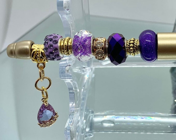 Bejeweled gold writing pen
