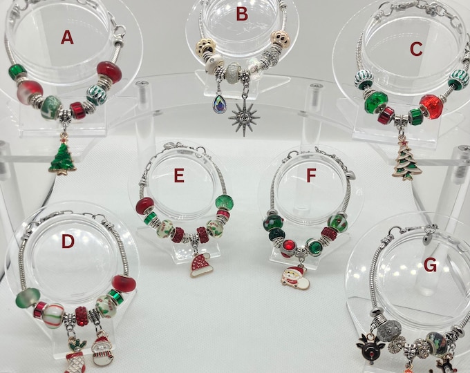 Christmas Rhinestone and Beaded Bracelet