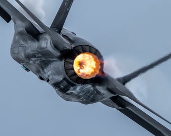 F-35 Lightning II Afterburner US Air Force Large/Canvas/Print