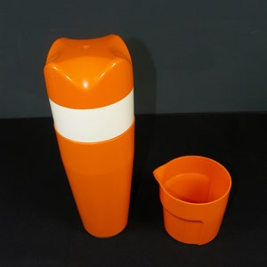vintage juicer citrus press orange white 70s