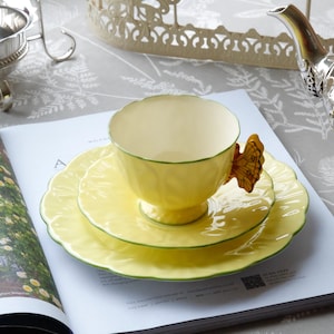 Stunning 1934-50s Aynsley Butterfly Handle Cup, Saucer and Plate (3)
