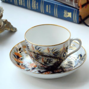 Coalport Porcelain Imari Pattern No. 558 Cup and Saucer, circa 1810