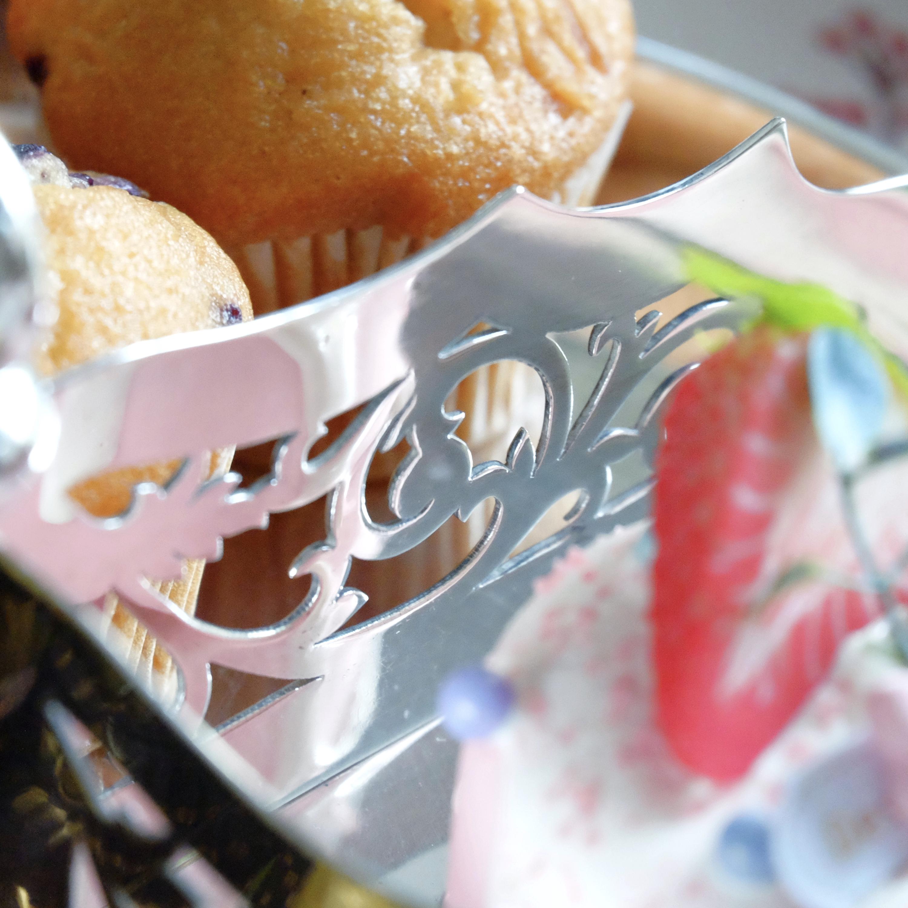 アンティークのマッピン＆ウェッブ製シルバープレートケーキスタンド