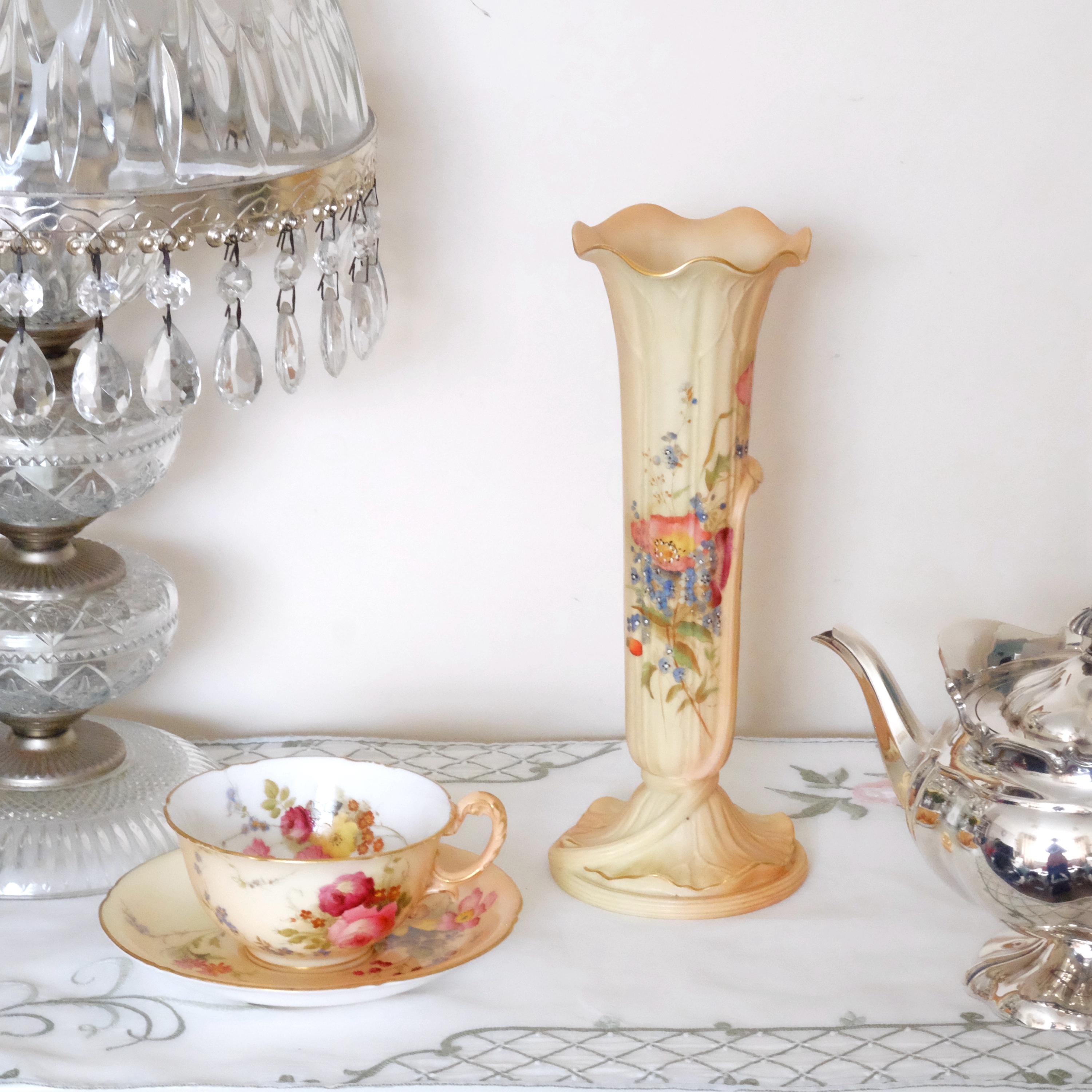 Royal worcester hand painted vases - Etsy 日本 Royal worcester hand painted vases - Etsy 日本