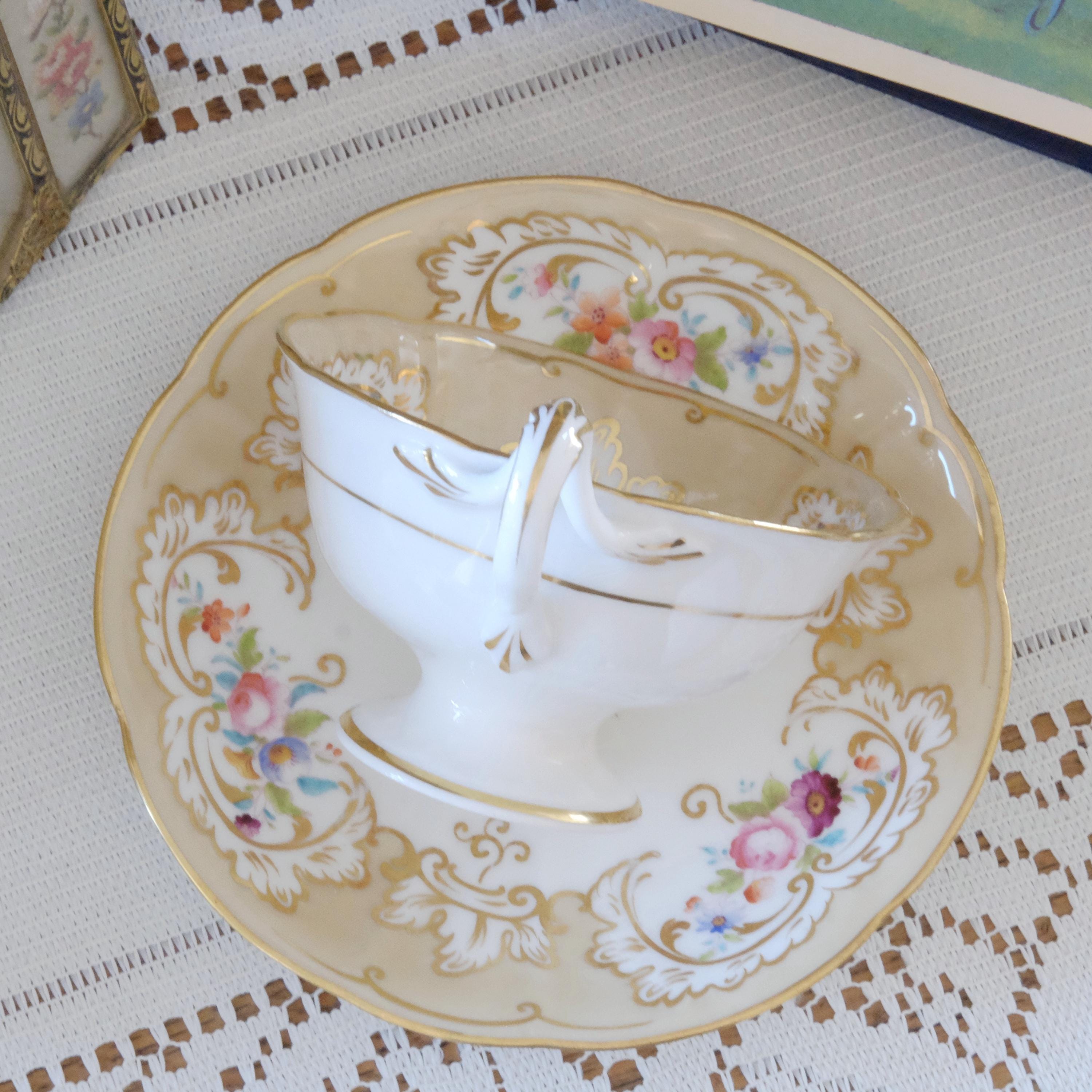 可愛いリッジウェイ アンティークカップ＆ソーサー ハンドペイント