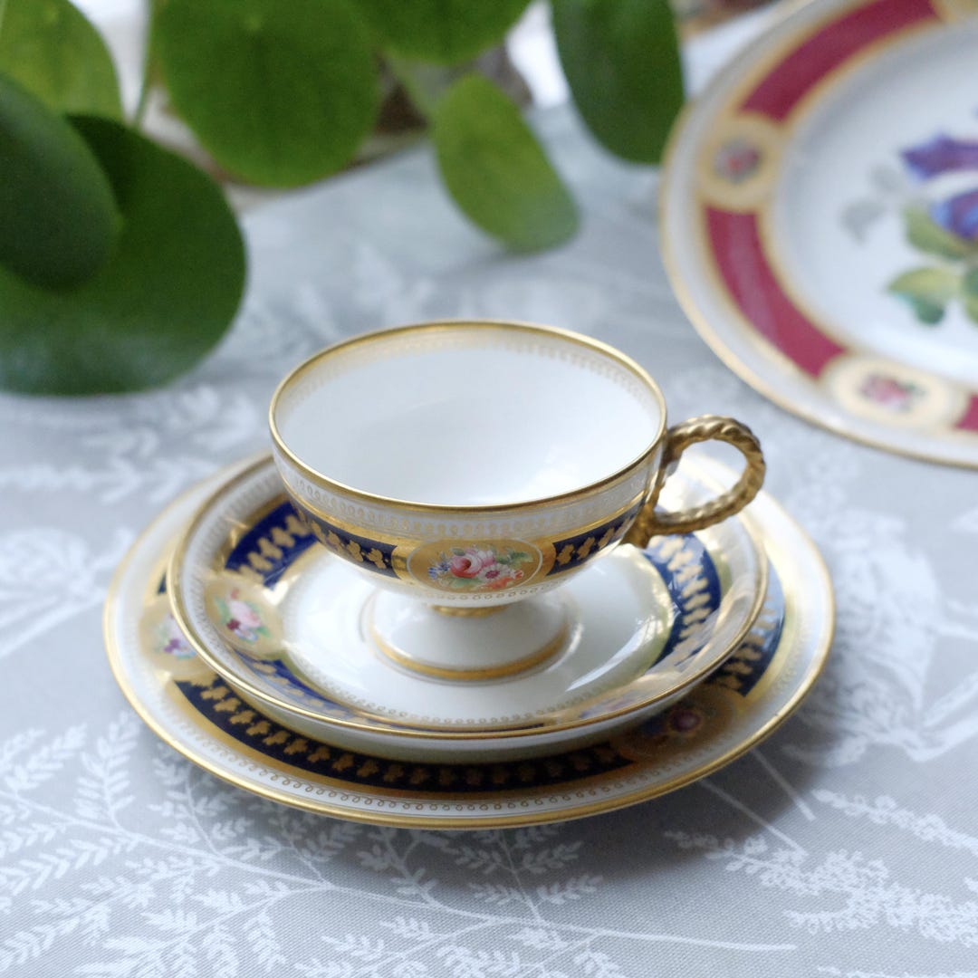 Brown-westhead & Moore Rope-handle Tea Trio With Cobalt Blue