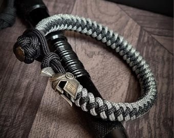 Handmade Stitched Paracord Bracelet – Spartan Warrior Helmet Bead