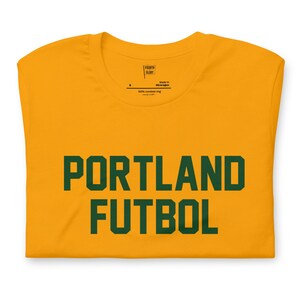 Portland - Portland Futbol T-Shirt - Vintage Soccer Apparel - Men&#39;s & Women&#39;s T-Shirt