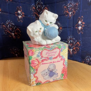 Vintage Loomco Hermitage Pottery Kittens with Yarn Ball figurine
