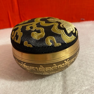 Vintage Singing Brass Bowl for Healing and Meditation