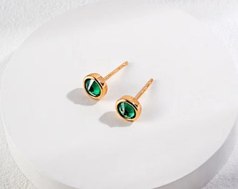 18k Gold Zircon stud earrings, Green stud earrings, Sterling silver stud earrings, Minimal earrings, Small green earrings, Gemstone earrings