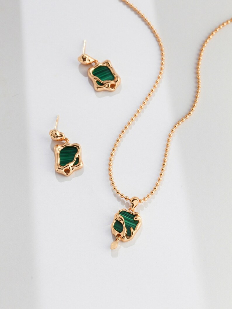 100% real malachite necklace Malachite pendant necklace gold Malachite necklace gold Genuine malachite necklace Vintage malachite jewelry image 8