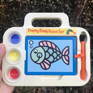 Vintage Rare TOMY Little Artist Pretty Easy Paint Set using Water